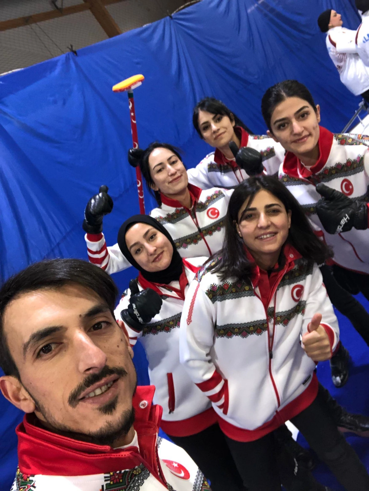 Dünya Gençler-B Curling Şampiyonası