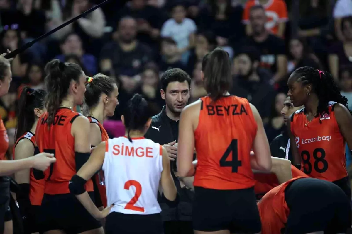 Eczacıbaşı Dynavit, 3.\'lük maçına çıkacak