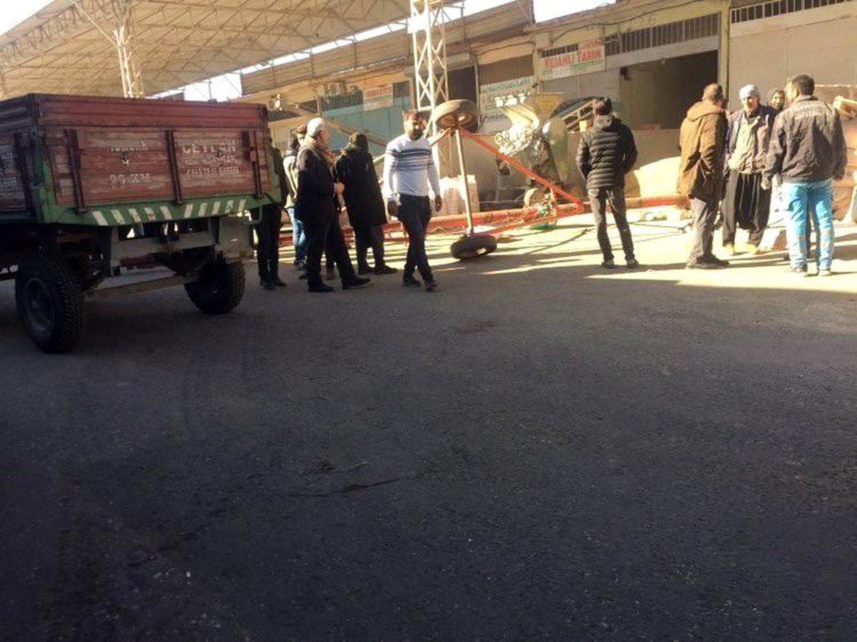 Helezonun altında kalan işçi yaralandı