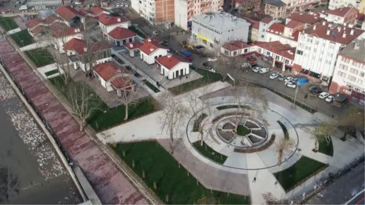 KASTAMONU - Bozkurt\'ta selden zarar gören 10 esnafa yeni dükkanları verildi