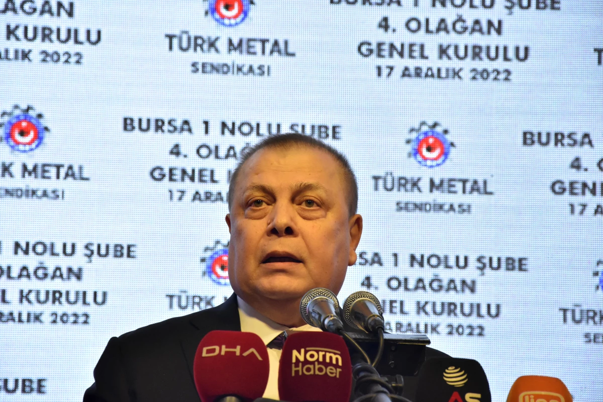 TÜRK-İŞ Genel Sekreteri Kavlak, Bursa\'da sendika üyeleriyle bir araya geldi