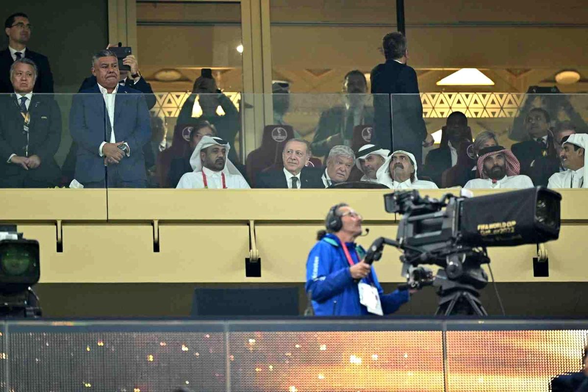 Siyasilerden 2022 FIFA Dünya Kupası Şampiyonu Arjantin\'e tebrik mesajları