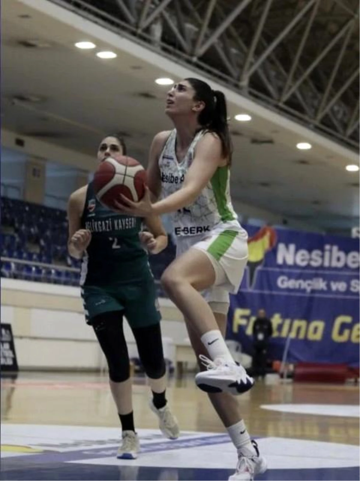 TKBL: Nesibe Aydın: 74 Melikgazi Kayseri Basketbol: 60