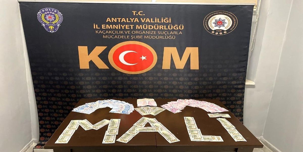 Antalya\'da sahte para ile esnafı dolandıran 5 şüpheli yakalandı