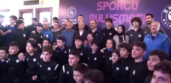 Bakan Kasapoğlu: '2002 yılında 278 bin olan lisanslı sporcu sayımız bugün 12 milyona yükseldi'