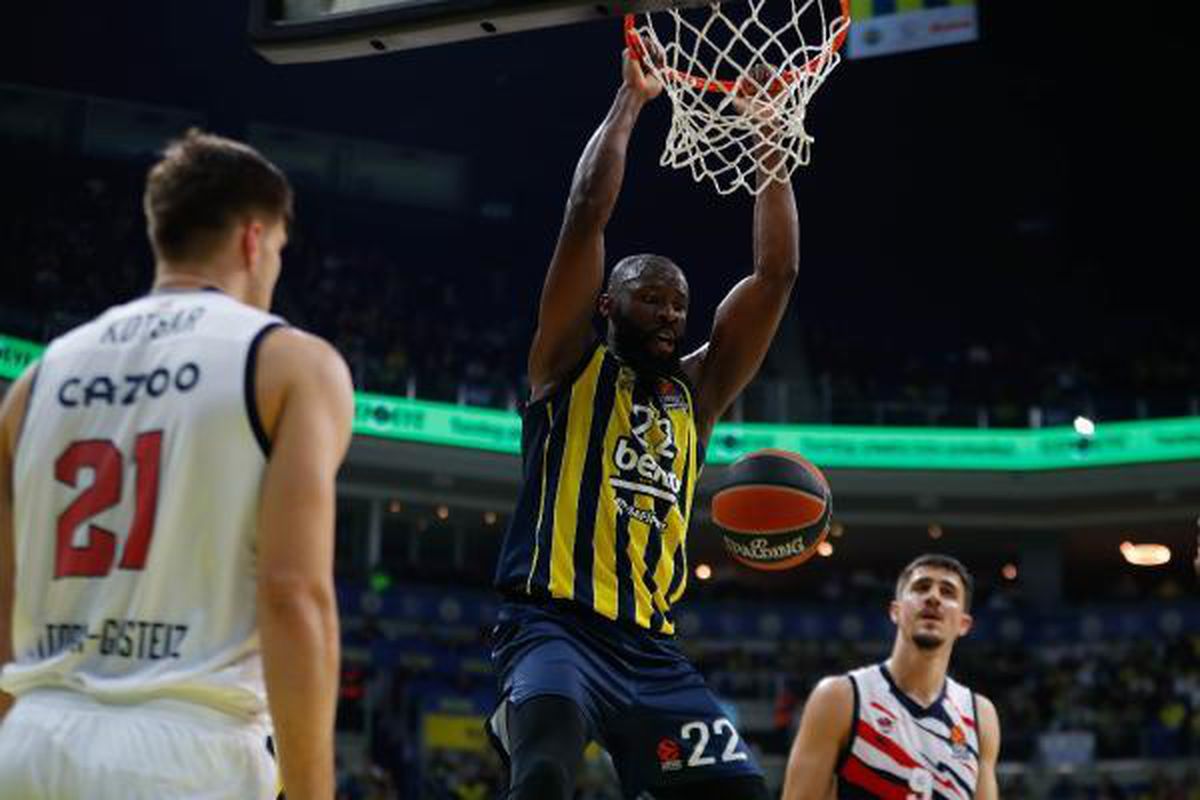 Fenerbahçe Beko\'ya Jekiri\'den kötü haber