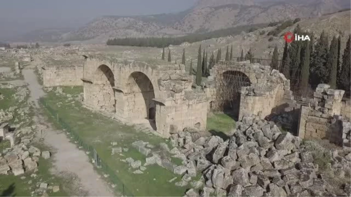 Hierapolis\'teki Hamam Bazilikası yıkılma tehlikesiyle karşı karşıya kaldı