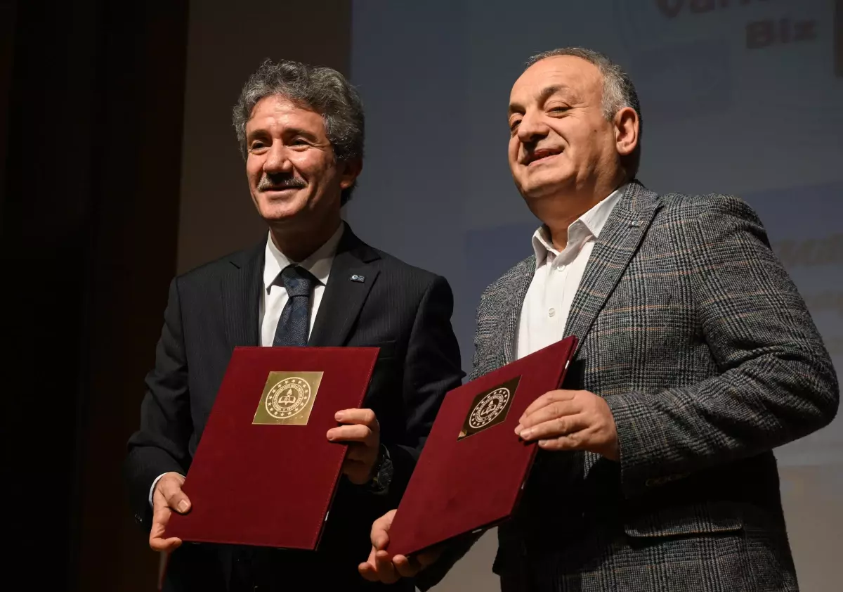 İstanbul İl Milli Eğitim Müdürlüğü ve Türkiye Beyazay Derneği arasında işbirliği protokolü imzalandı