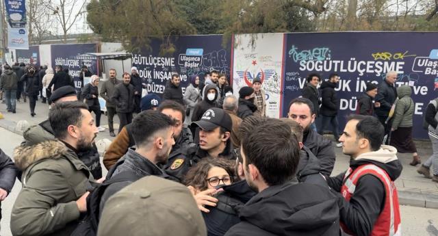 İstanbul Valiliği, Kadıköy'deki izinsiz gösteride ortaya çıkan görüntülerle ilgili inceleme başlattı