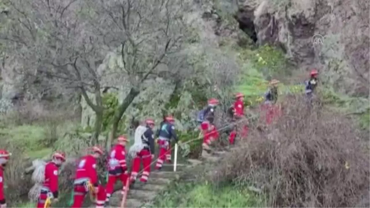 Kahramankazan Belediyesi Arama Kurtarma Birliğine "Doğada arama kurtarma" eğitimi