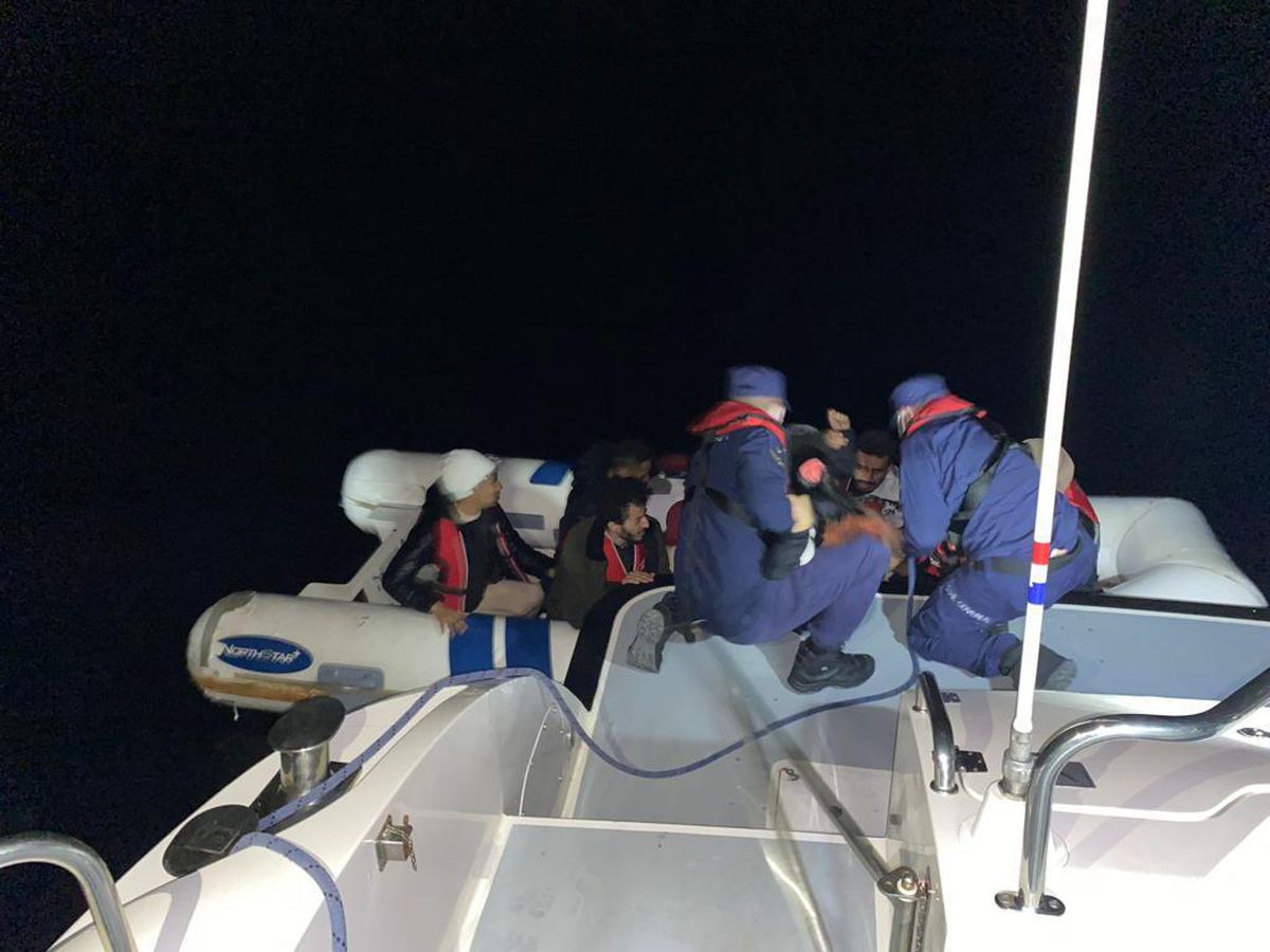 Muğla açıklarında 88 düzensiz göçmen kurtarıldı