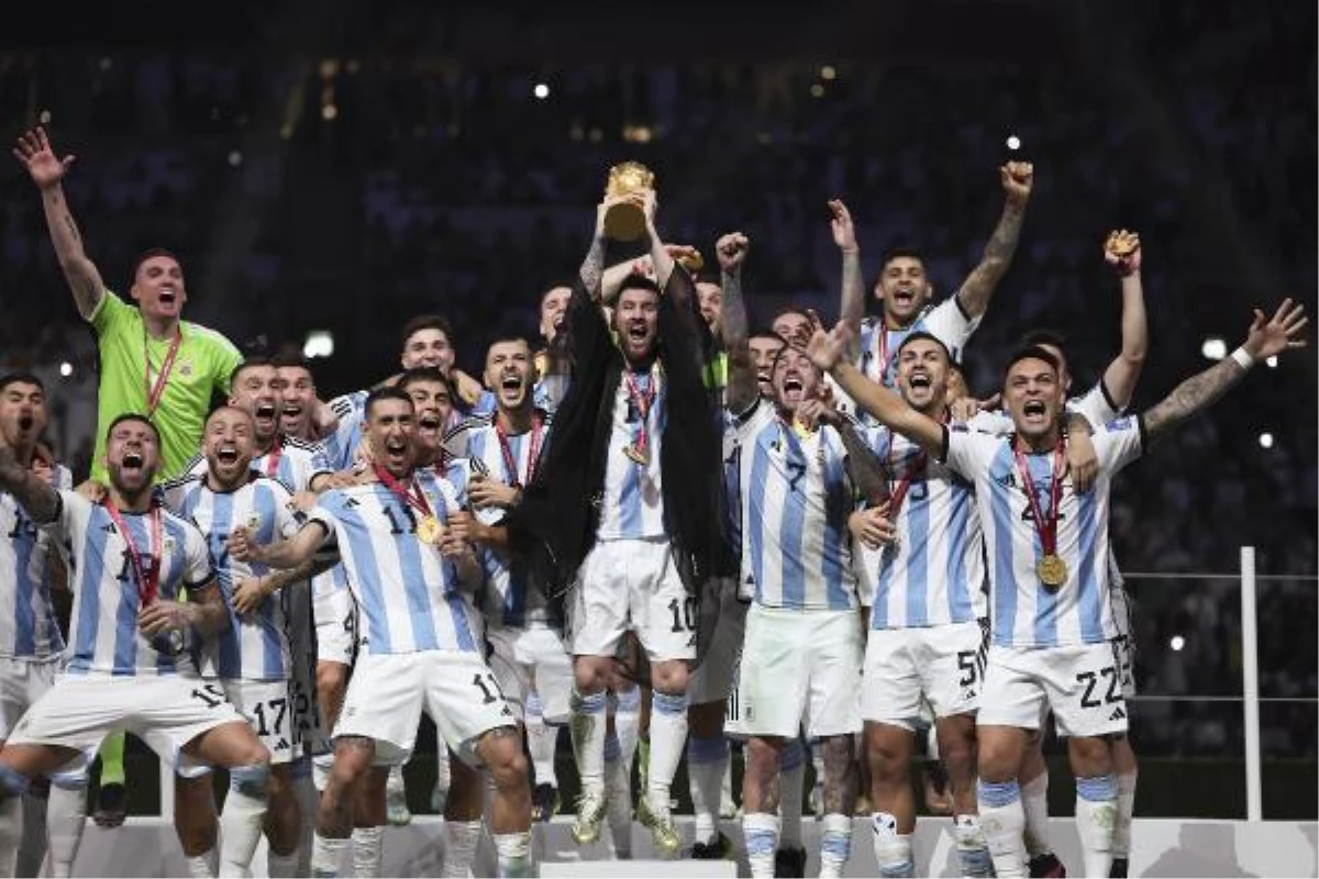 Rekorların kırıldığı, ilklerin gerçekleştiği Dünya Kupası\'nda zafer Arjantin\'in oldu