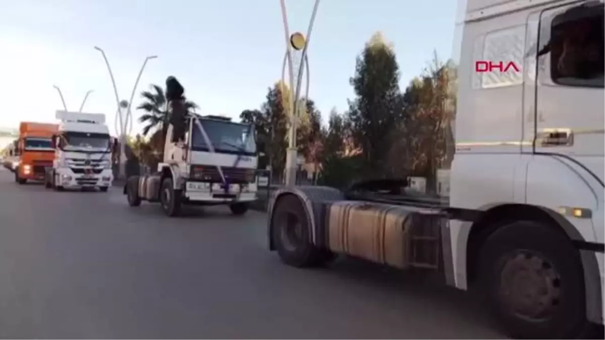ŞIRNAK\'TA DÜNYA EVİNE GİREN ÇİFT, DÜĞÜN ARABASI OLARAK TIR\'I SEÇTİ
