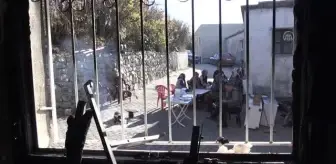 Tarım işçisi ailenin ev ve otomobili yangında kullanılamaz hale geldi