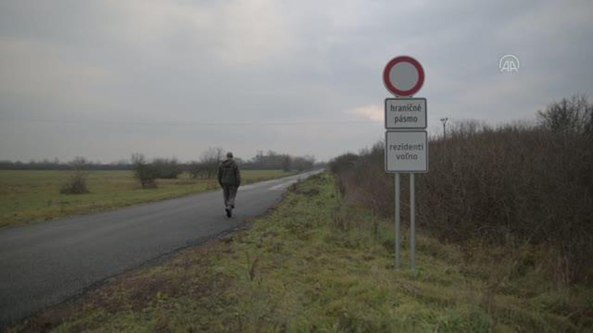 Ukrayna sınırında ara bölgede tek başına yaşayan Slovakyalı 'Robinson'un savaşla değişen hayatı