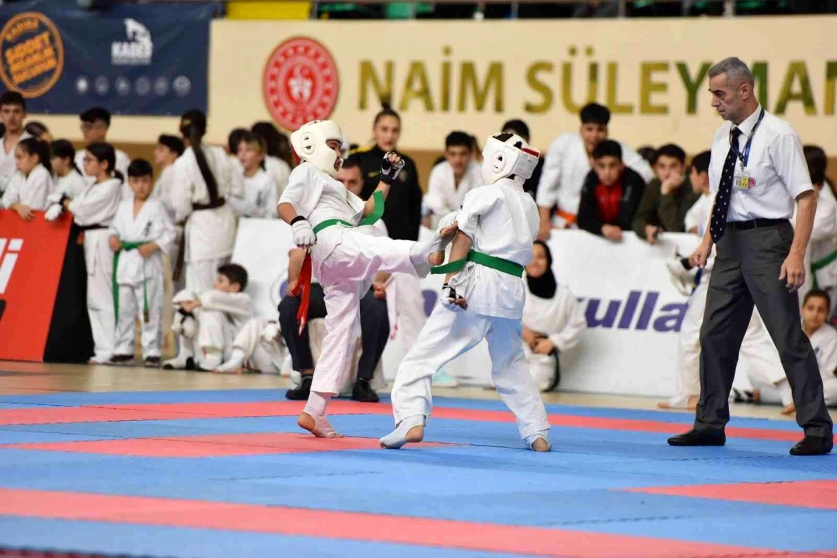 Yıldırım\'da karate rüzgârı