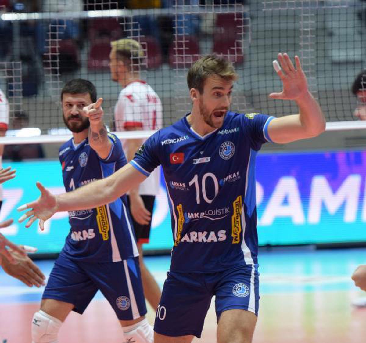 Arkas Spor kupada Bursa\'yı ağırlıyor