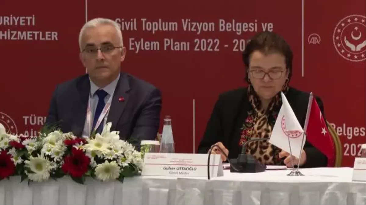 Bakan Yanık: 'Toplumun bütün kesimlerini kucaklayan, insan odaklı ve hak temelli politikalarla vatandaşlarımızın önündeki hukuki, sosyal ve fiziki...