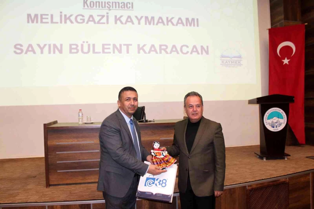 Melikgazi Kaymakamı Bülent Karacan KAYMEK\'in seminerine konuk oldu