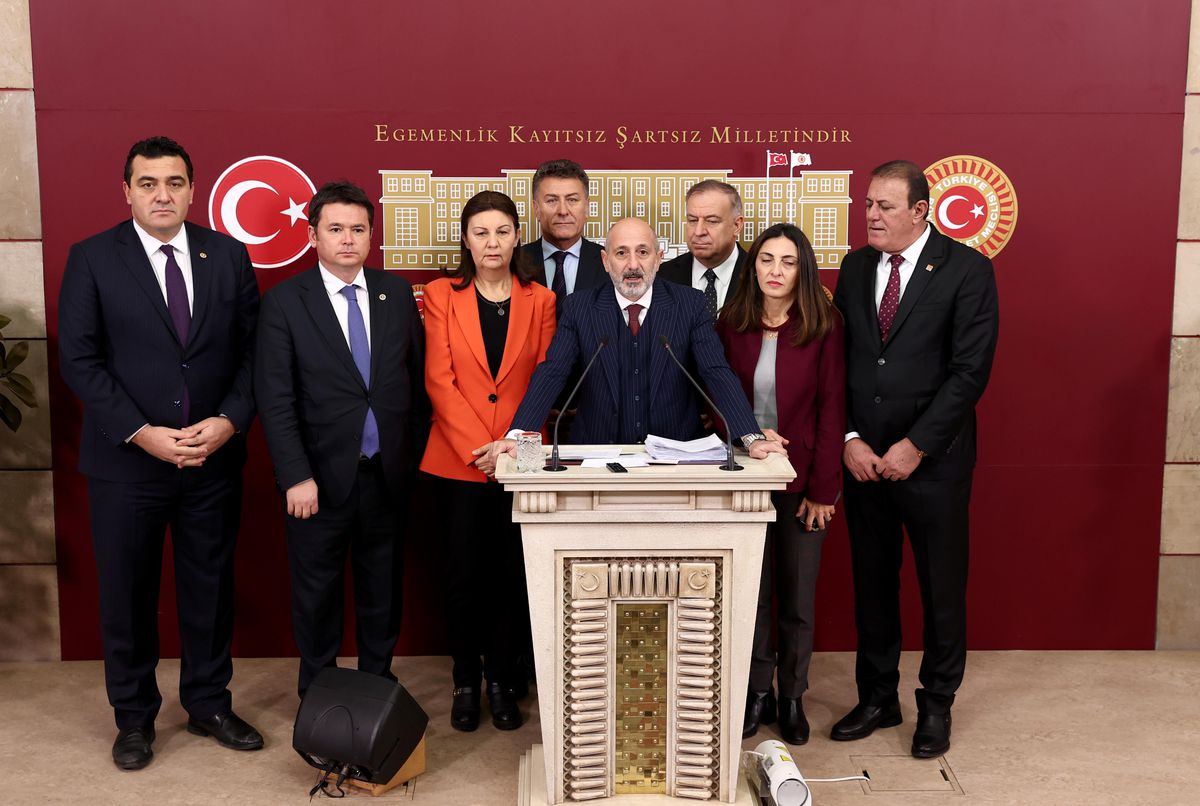 CHP\'li Öztunç: "Turizm bahanesiyle Uludağ\'ı beton yığınına çevirecekler"