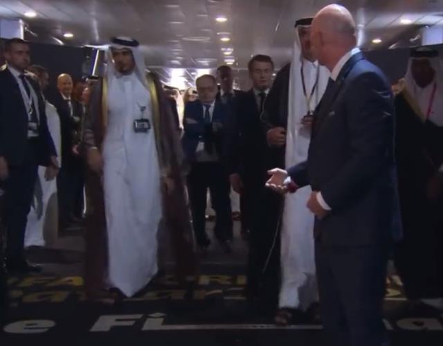 Dünya Kupası finalinde Katar Emiri, Infantino'ya ayar verdi! Macron neye uğradığını şaşırdı