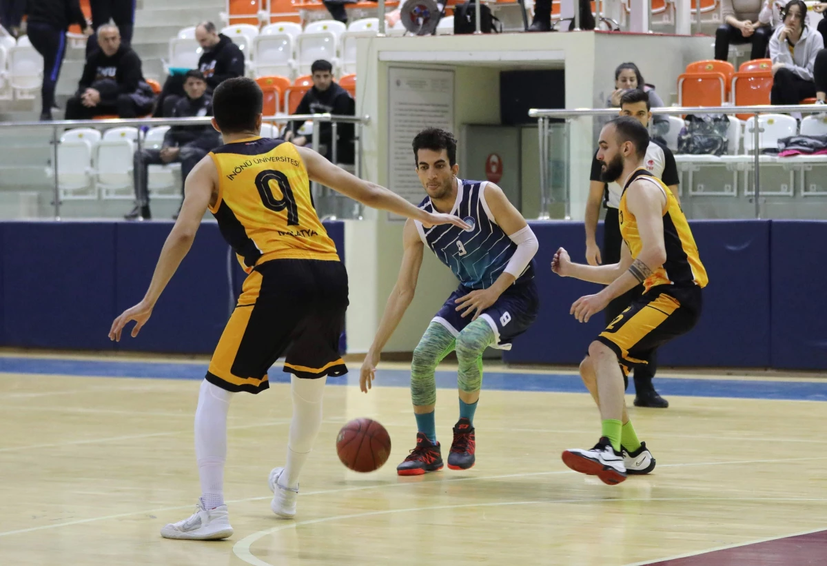 Gaziantep\'te ÜNİLİG Basketbol Bölgesel Lig Şampiyonası başladı
