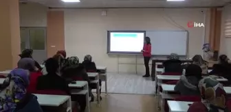 Karabük'te Aile Okulu projesi ile 2 bin 671 veli eğitim aldı