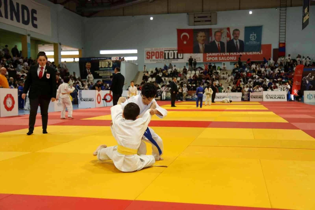 Kocaeli\'de Judo Şampiyonası heyecanı yaşandı