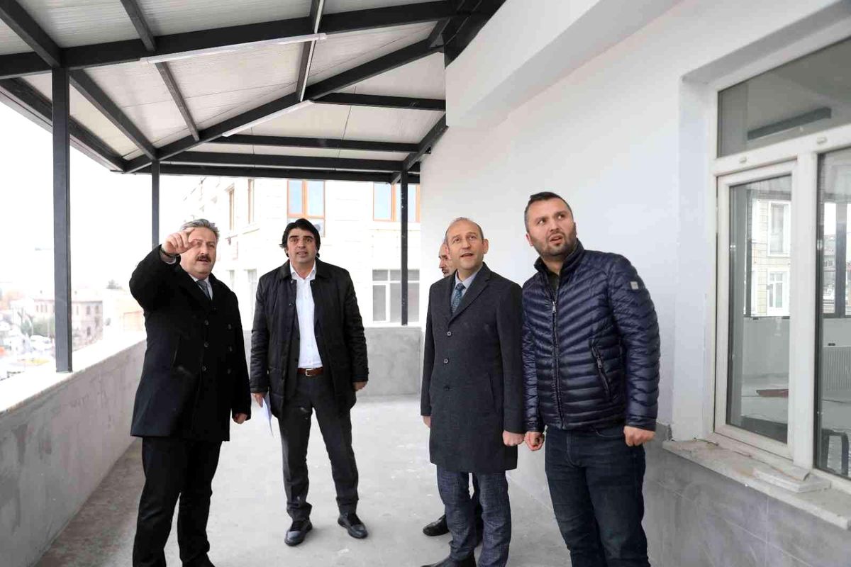 Eski İŞKUR binası sosyal alana dönüştürülecek