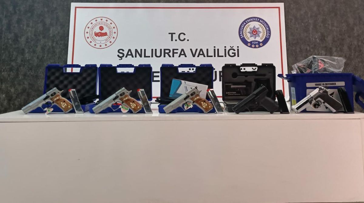 Şanlıurfa\'da kaçak silah ticareti yaptıkları iddiasıyla 2 şüpheli yakalandı