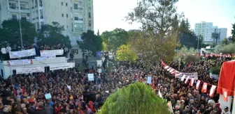 Tunus'ta hükümet karşıtı protesto