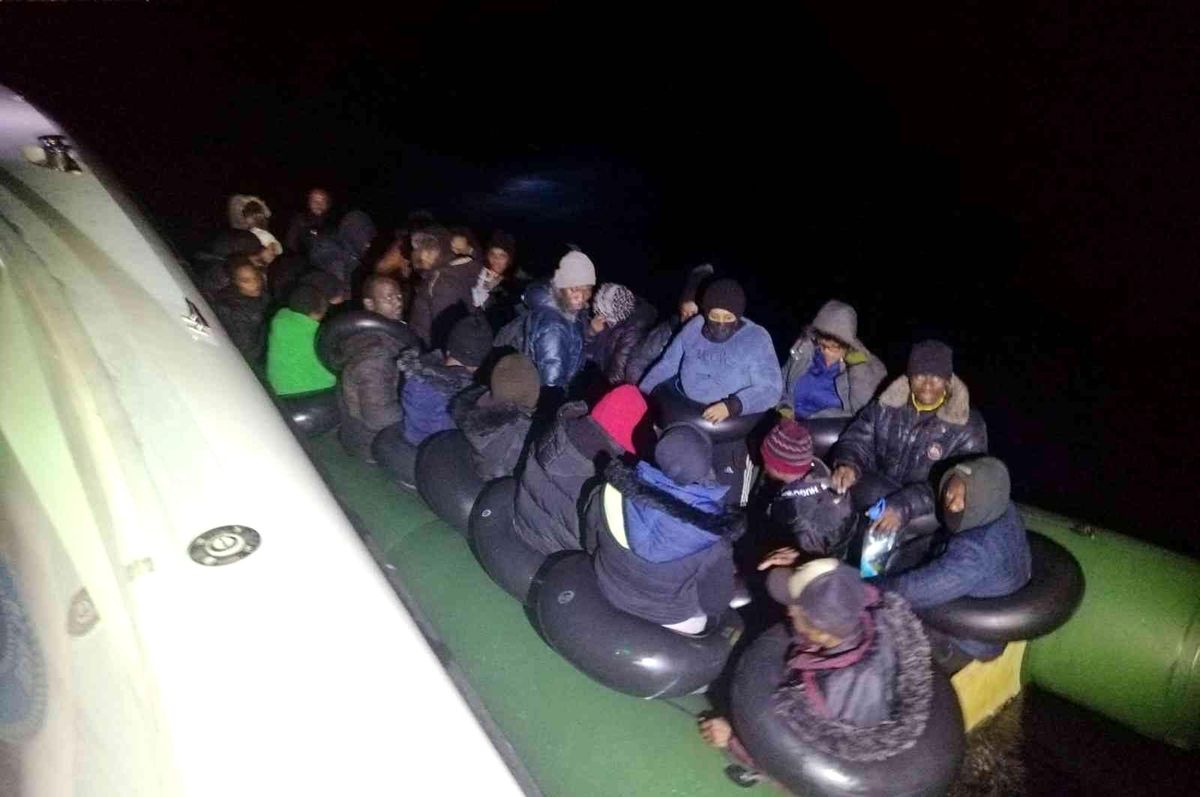 Yunanlıların ölüme terk ettiği 58 göçmen kurtarıldı