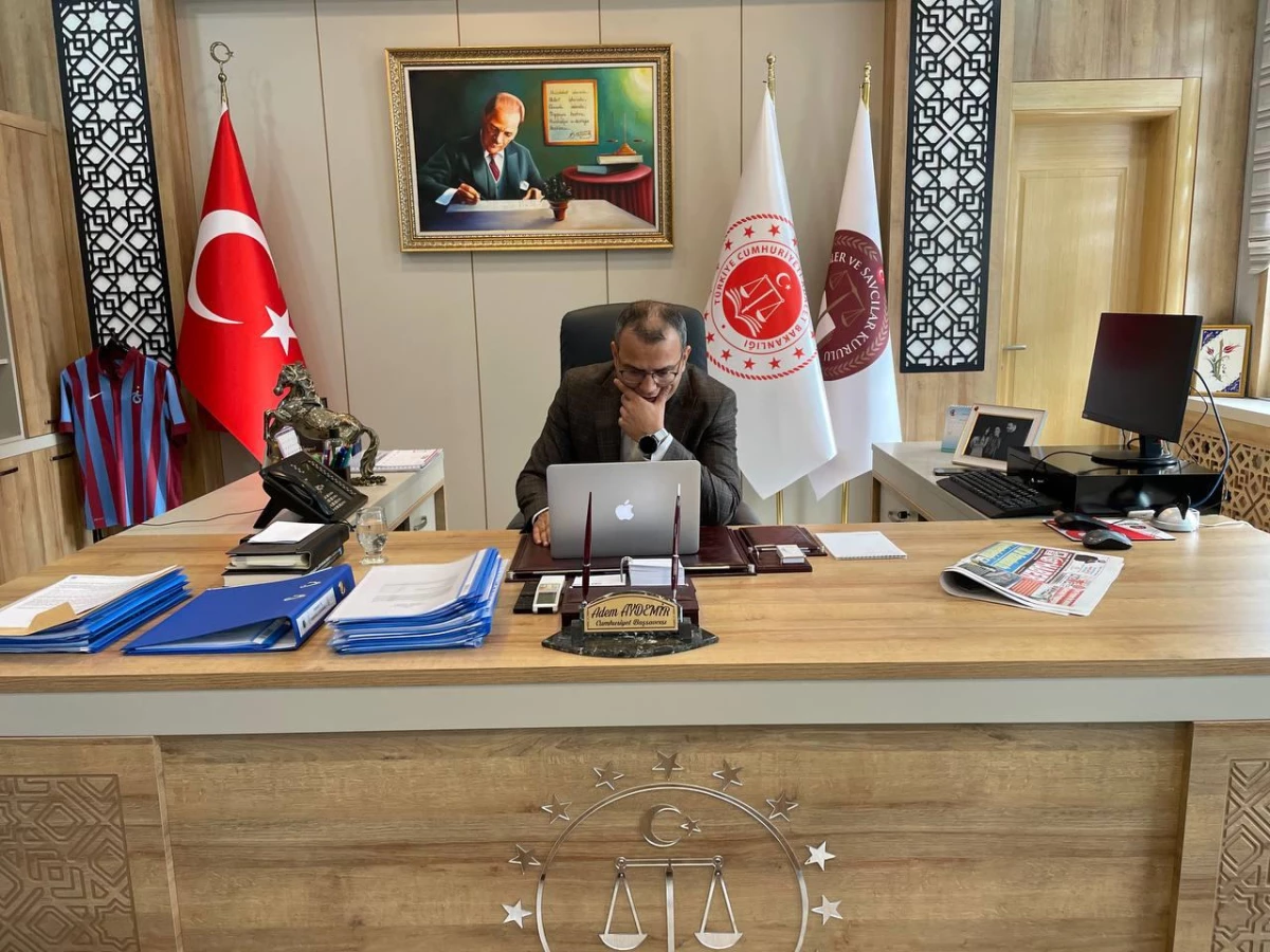Aksaray Cumhuriyet Başsavcısı Aydemir, AA\'nın "Yılın Fotoğrafları" oylamasına katıldı