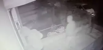 Bakırköy'de evine girdiği kişinin otomobilini çalan hırsızlık zanlısı yakalandı