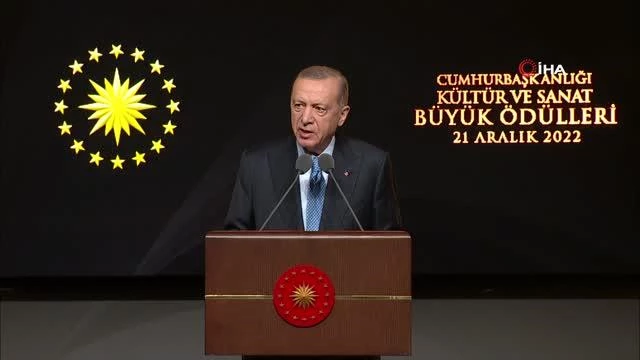 Cumhurbaşkanı Erdoğan: 'Türkiye'ye ve Türk kültürüne hizmet eden, katkı sunan herkesin başımızın üstünde yeri vardır'