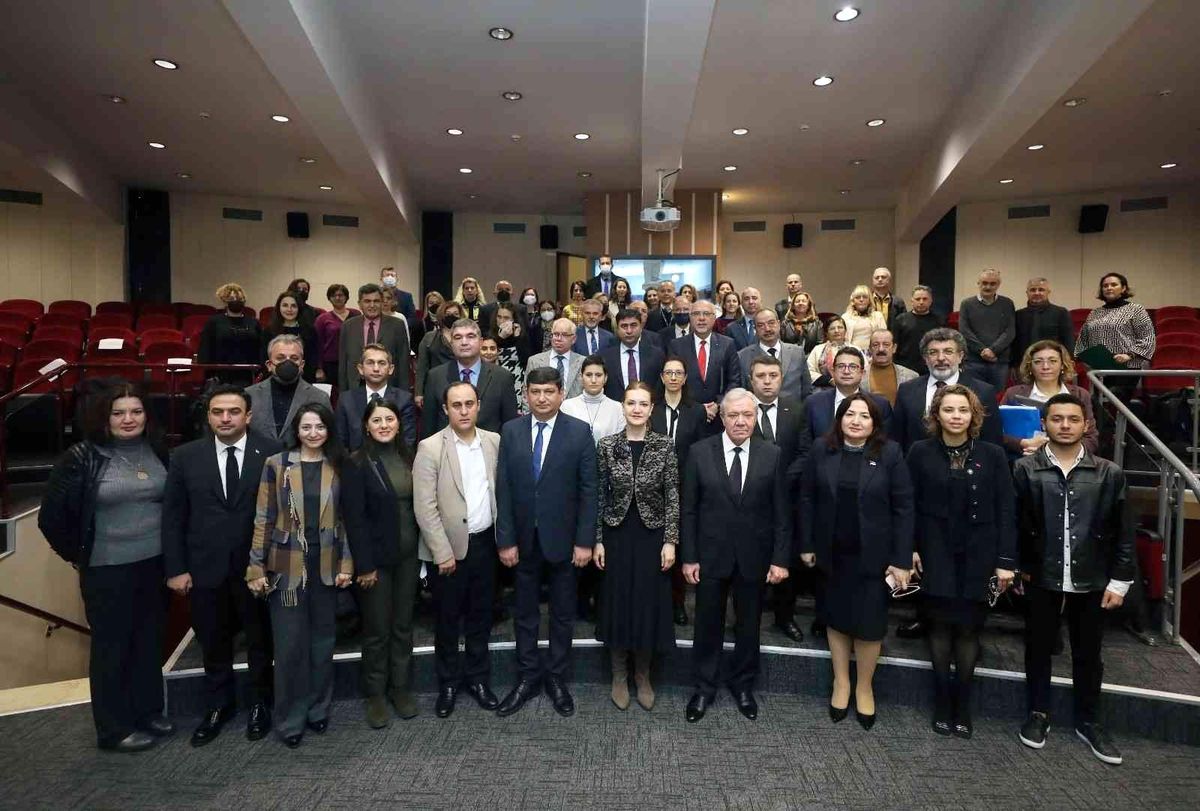 DEÜ\'de "kardeş" buluşması