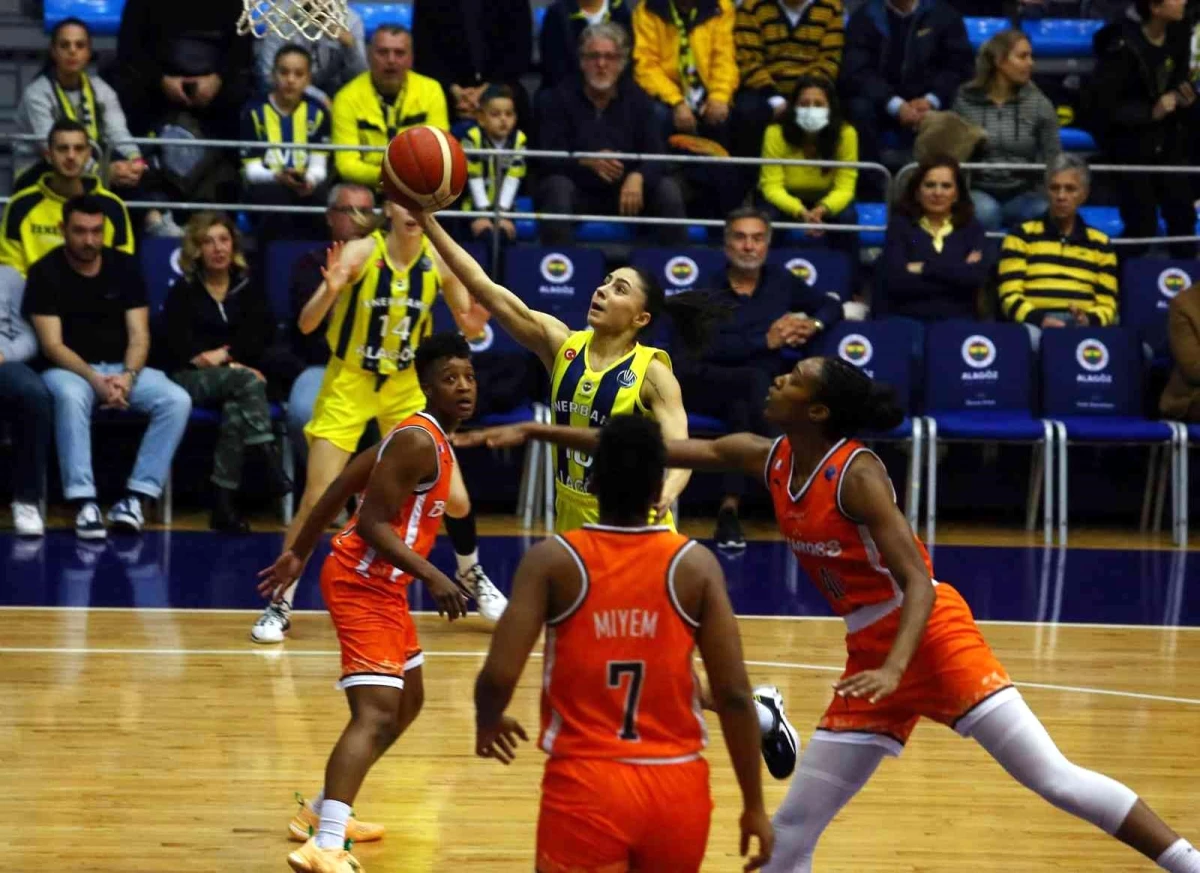 FIBA Avrupa Ligi: Fenerbahçe Alagöz Holding: 83 Tango Bourges Basket: 64