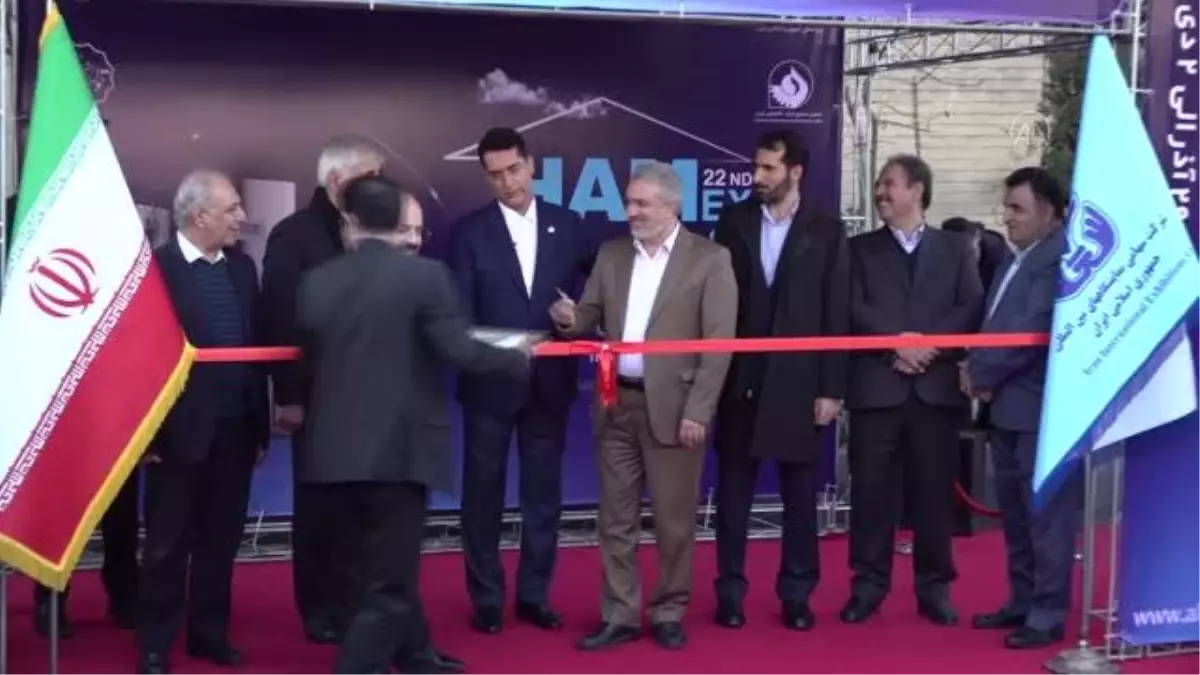 İran'da 22. Uluslararası Ev Aletleri Fuarı ziyaretçilere kapılarını açtı