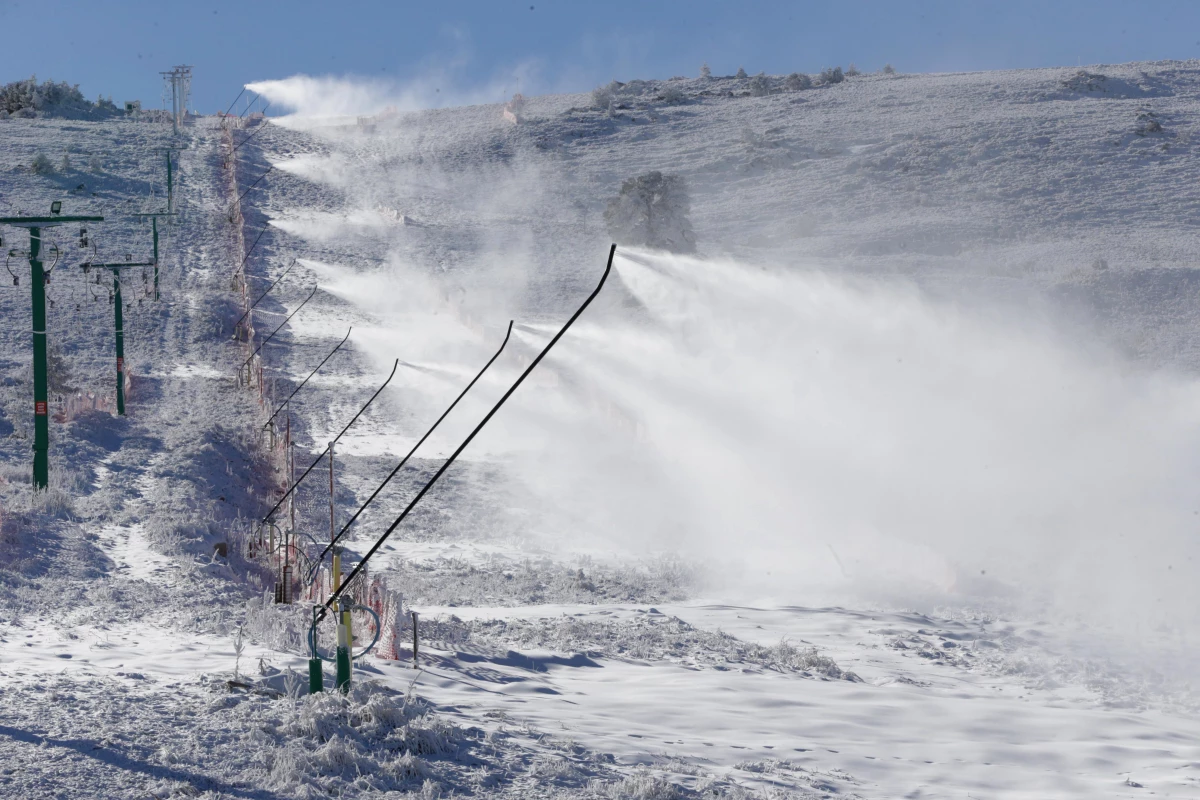 Kartalkaya\'daki 2 otel kayak sezonunu 23 Aralık\'ta açmaya hazırlanıyor