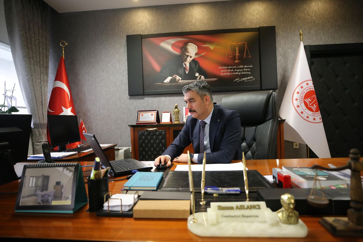 Kırklareli Cumhuriyet Başsavcısı Aslancı AA\'nın "Yılın Fotoğrafları" oylamasına katıldı