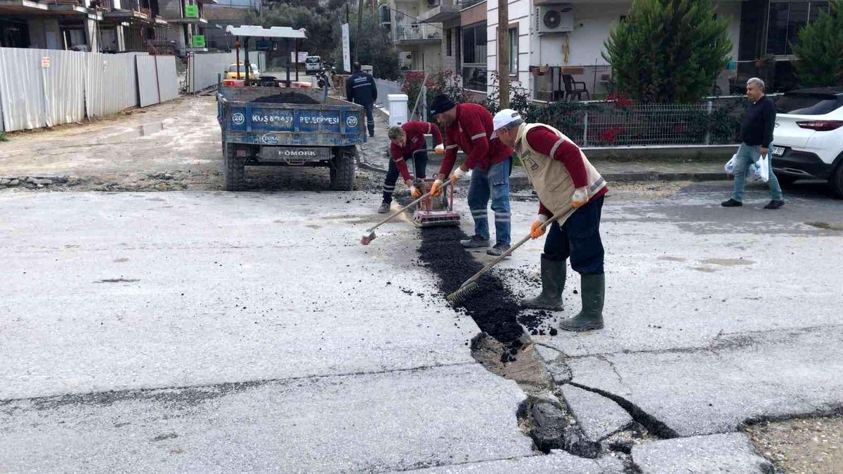 Kuşadası\'nın dört bir yanında hummalı yol çalışması