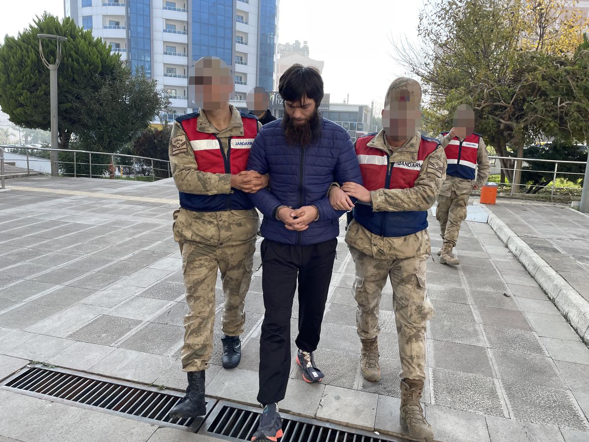 Sınır hattında yakalanan DEAŞ\'lı terörist Hatay\'da tutuklandı