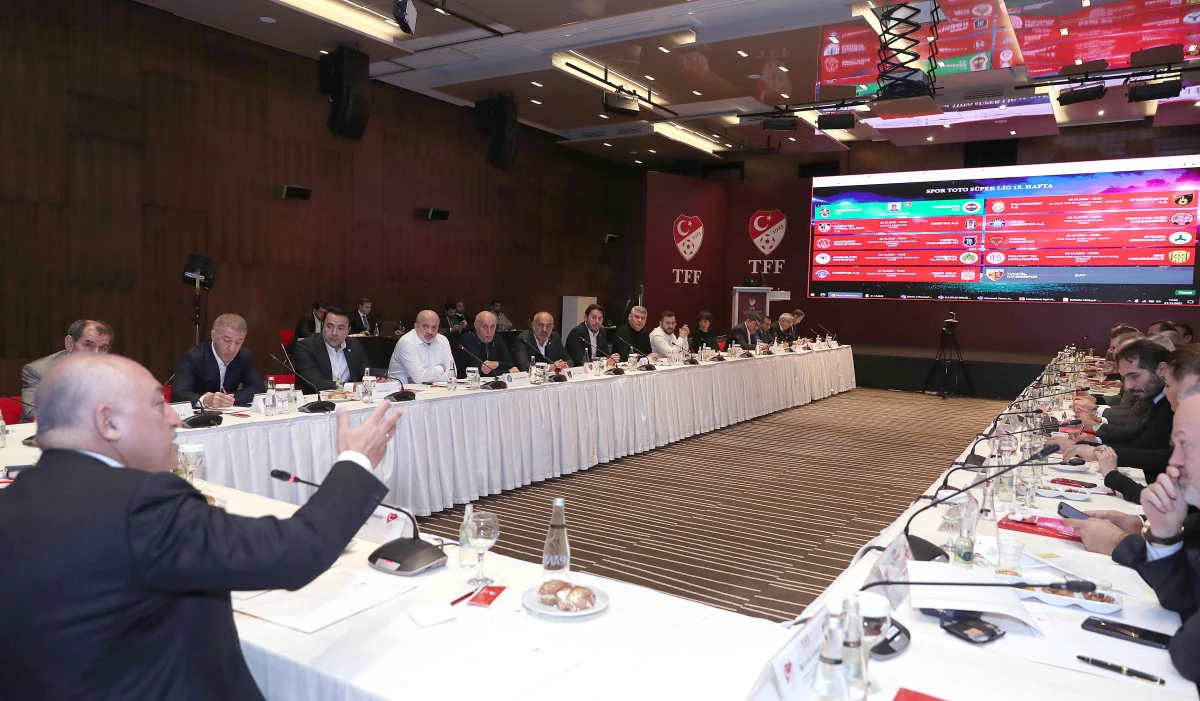 Süper Lig\'de 15. haftanın hakemleri kulüp başkanlarının da katıldığı toplantıda belirlendi