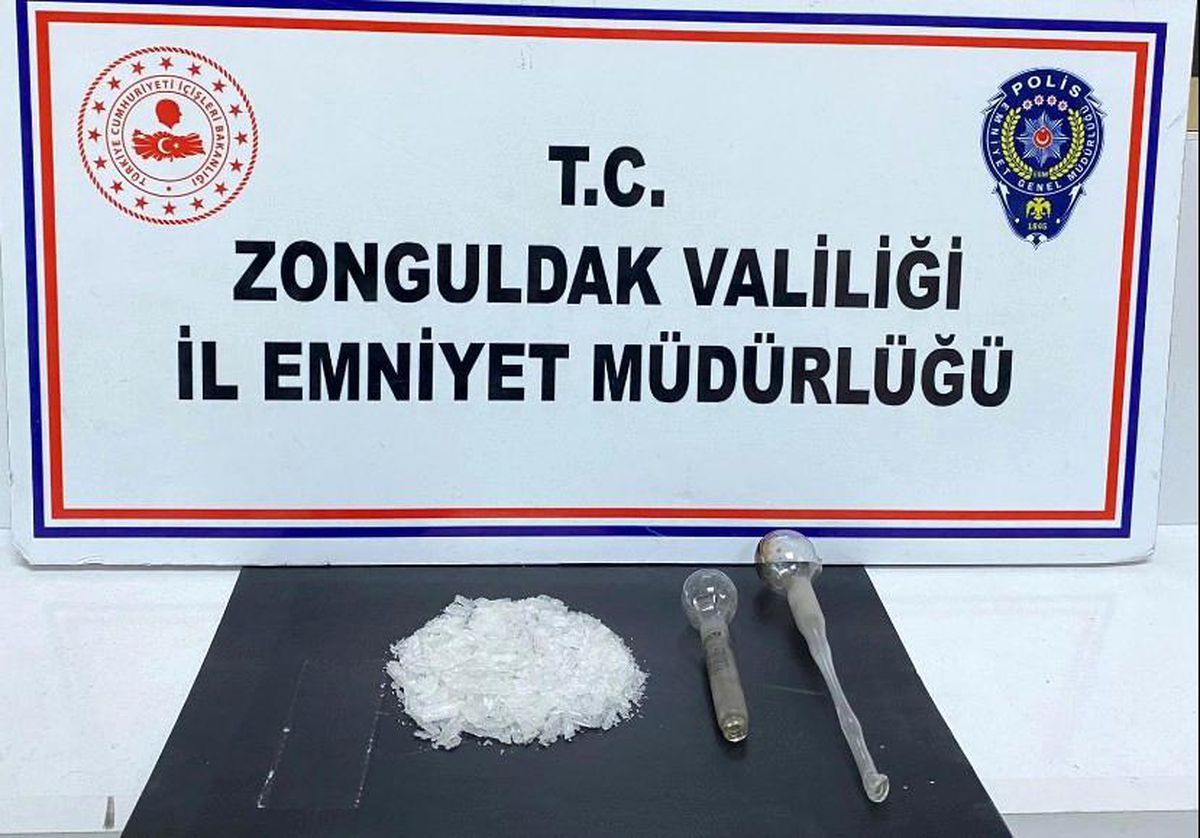 Uyuşturucu operasyonunda 3 kişi yakalandı