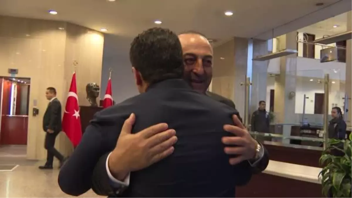 Bakan Çavuşoğlu, Yemen Dışişleri Bakanı Dr. Ahmed Awad Binmubarak ile bir araya geldi