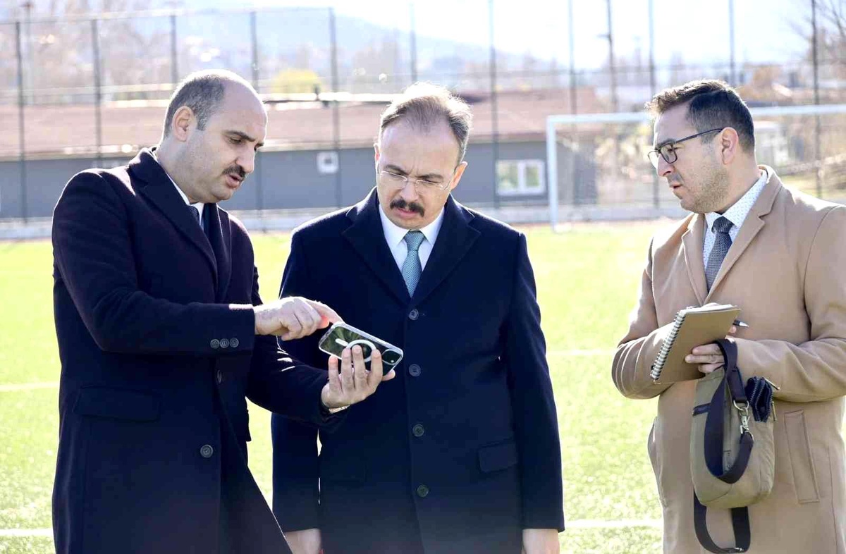 Bilecik\'te futbol sahası yenileniyor