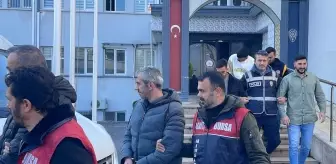 Bursa ve Eskişehir'de hırsızlık suçundan aranan 29 kişi yakalandı