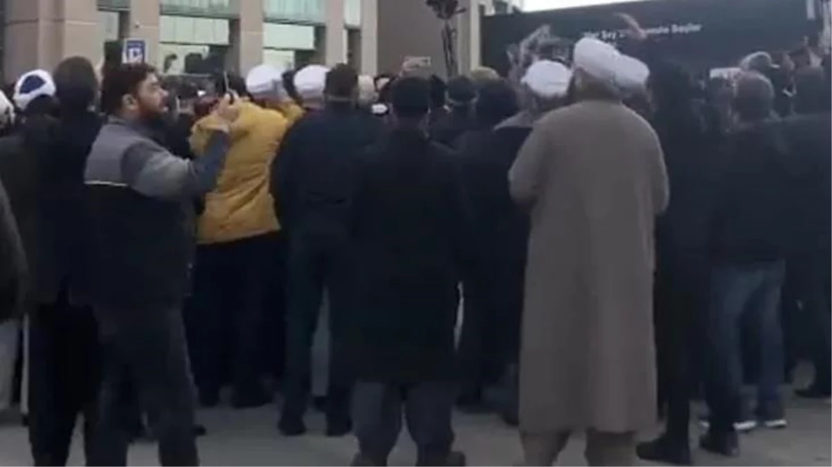 Gülşen\'in davası sırasında bir grubun "Kahrolsun kafirler" sloganı attığı iddiası yanlış