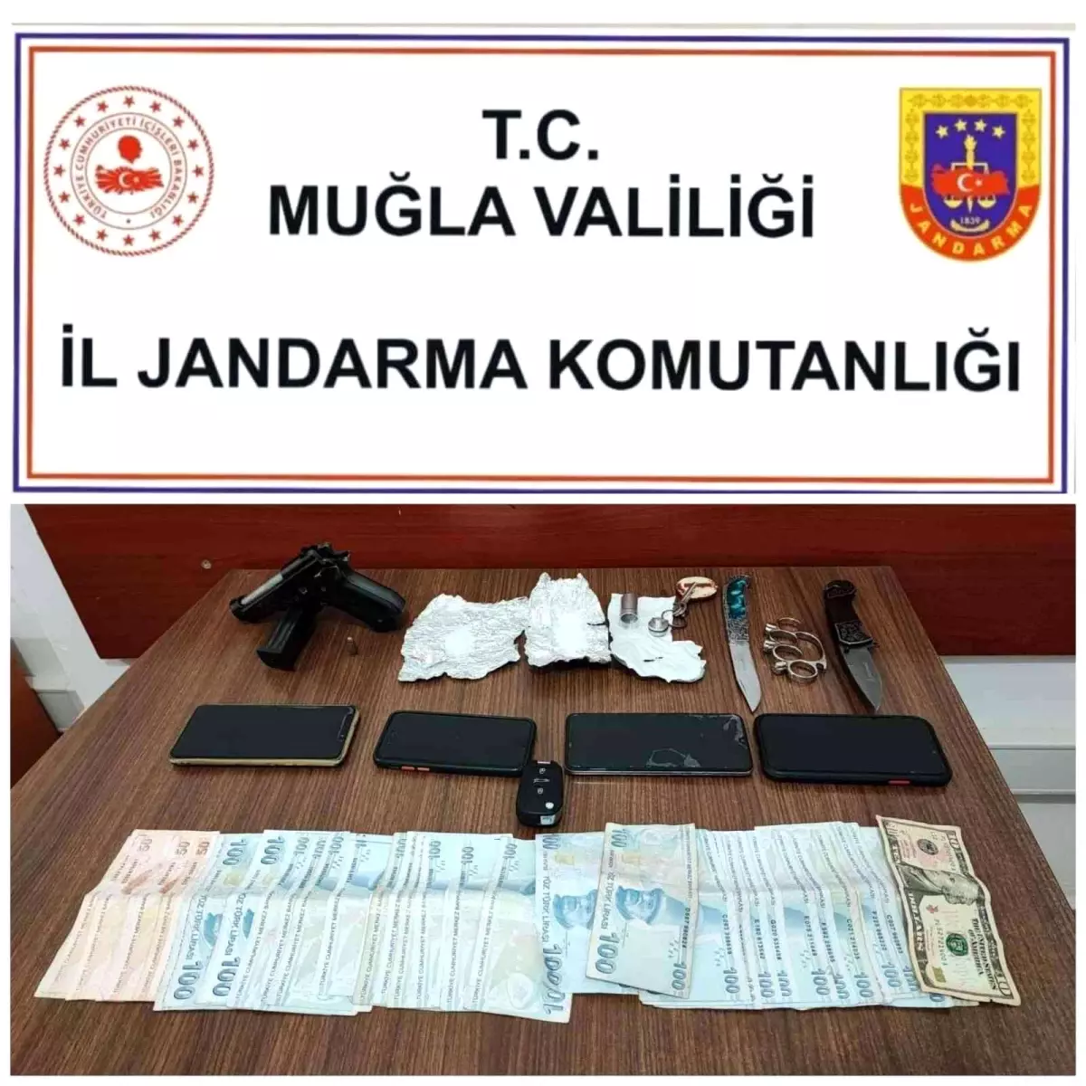 Jandarma şüpheli araçta silah ve kesici alet ele geçirdi