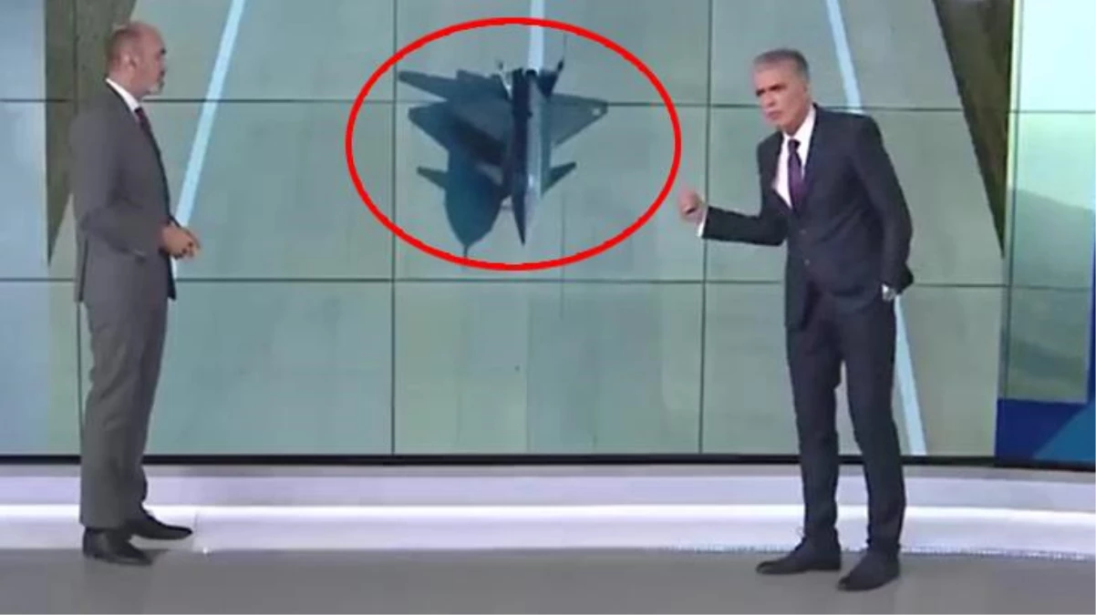 Türkiye\'nin ilk insansız savaş uçağı Bayraktar Kızılelma\'yı inceleyen Yunan spikerin sözleri canlı yayına damga vurdu